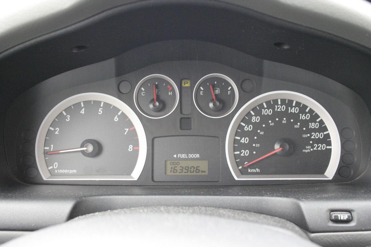 2006 Hyundai Santa Fe 4dr GL FWD 2.7L Auto/ SELLING AS IS - Photo #16