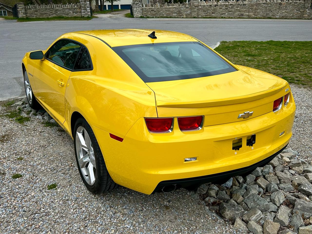 2010 Chevrolet Camaro 2SS With 36 km (Not A Typo) NEW CONDITION - Photo #36