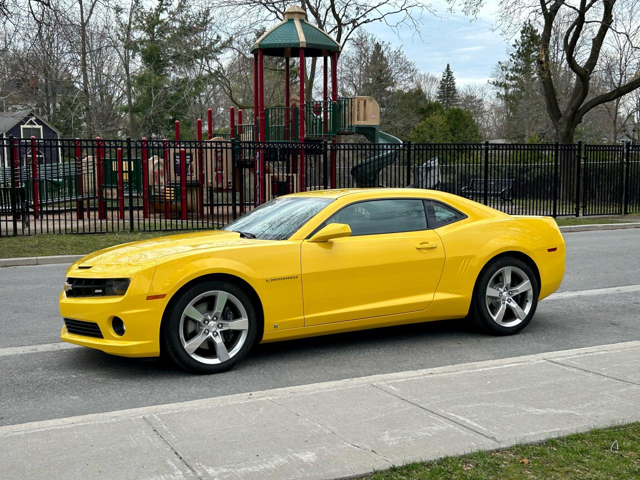 2010 Chevrolet Camaro 2SS With 36 km (Not A Typo) NEW CONDITION - Photo #40