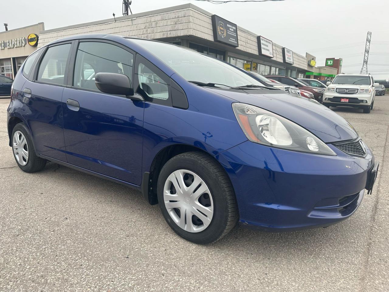 2011 Honda Fit DX CERTIFIED WITH 3 YEARS WARRANTY INCLUDED. - Photo #11
