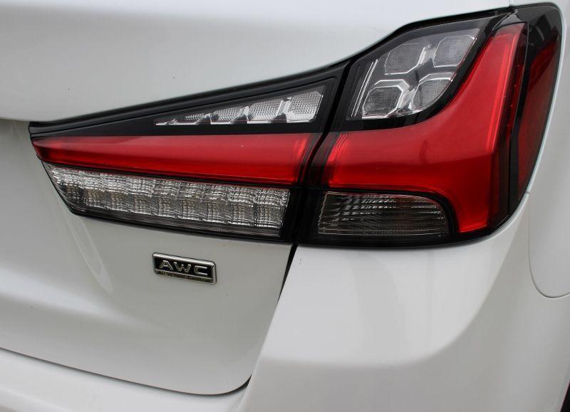2021 Mitsubishi RVR SE*AWD*Heated Seats*CarPlay*Rear Cam*2.4l-4cyl - Photo #4