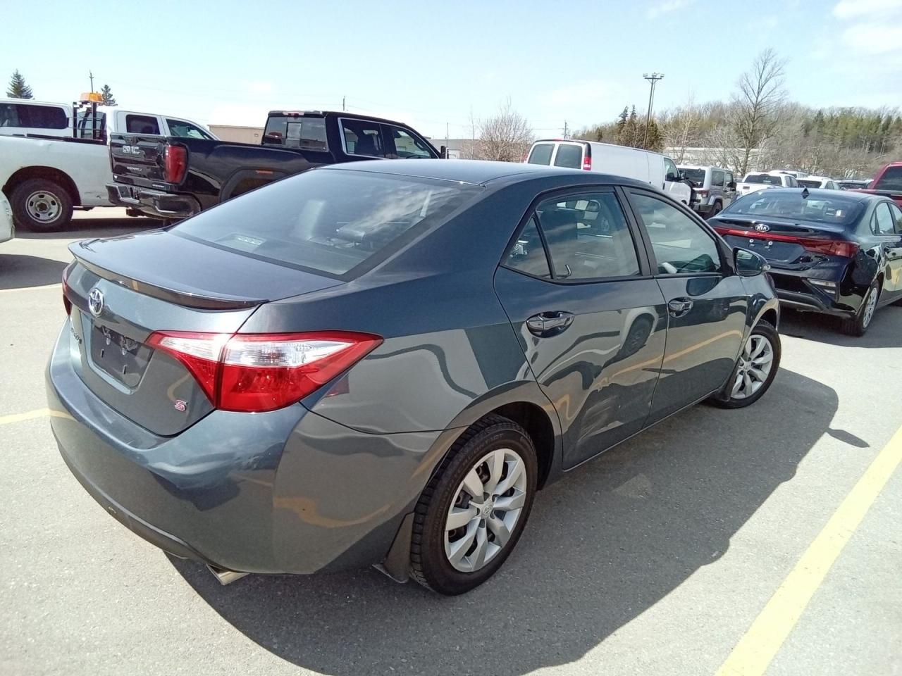 2016 Toyota Corolla S - Photo #3