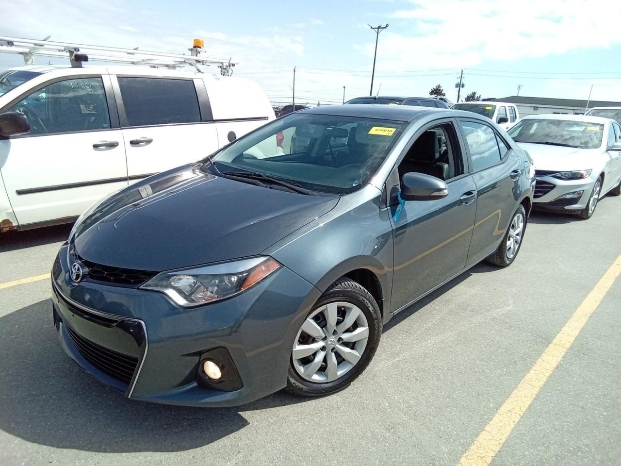 2016 Toyota Corolla S - Photo #2