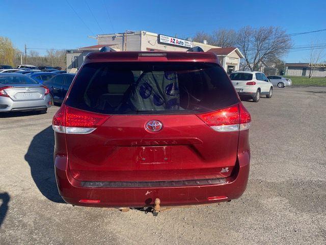 2011 Toyota Sienna 5DR V6 LE 7-PASS AWD - Photo #8
