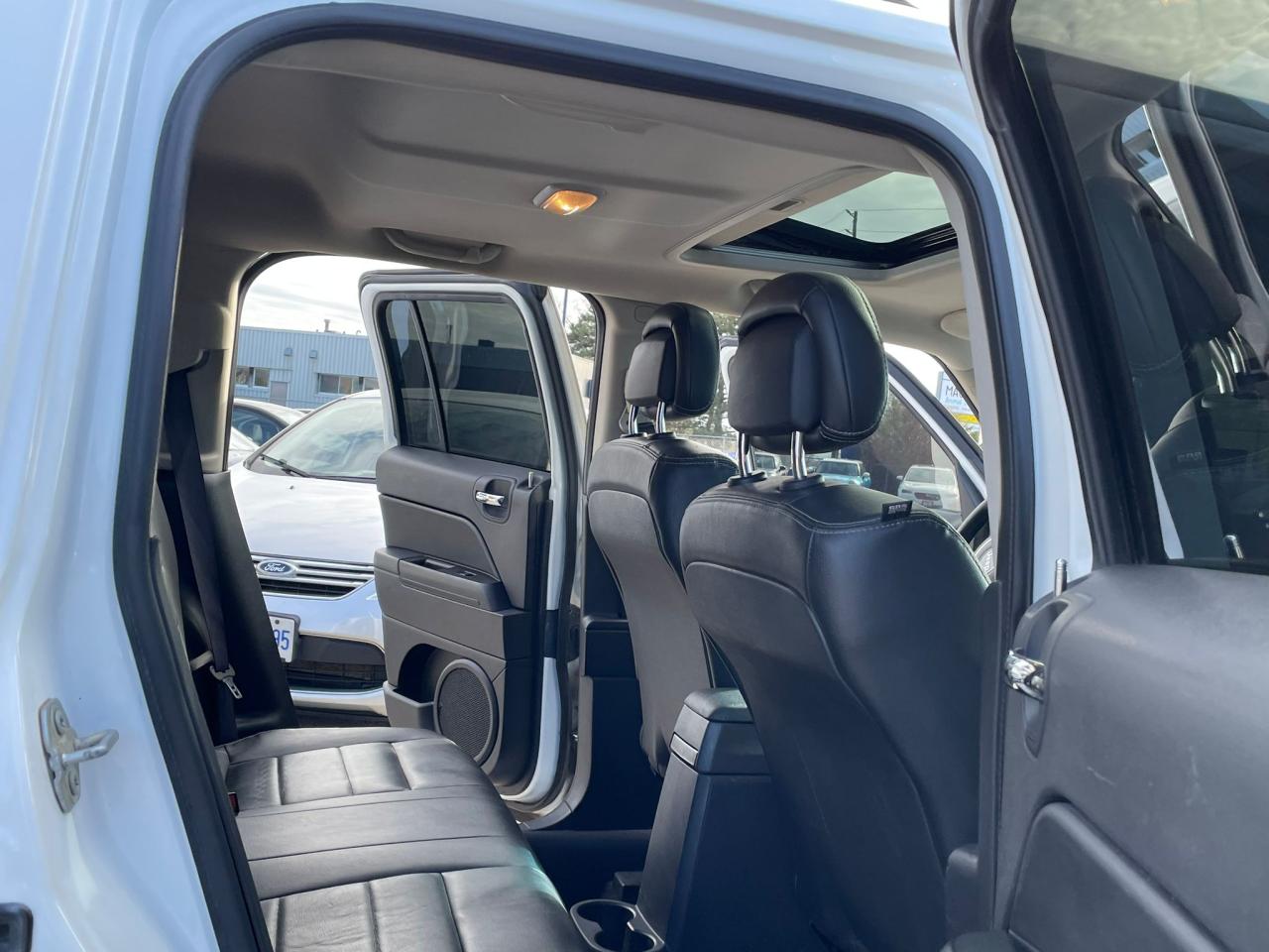 2017 Jeep Patriot 4WD High Altitude SUNROOF NEW TIRES SAFETY LEATHER - Photo #21
