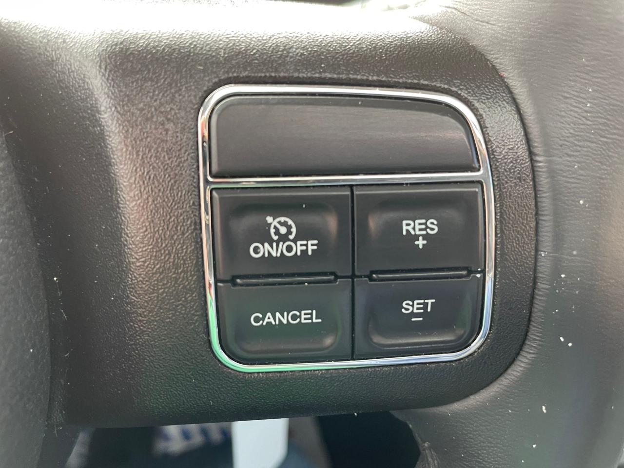 2017 Jeep Patriot 4WD High Altitude SUNROOF NEW TIRES SAFETY LEATHER - Photo #27