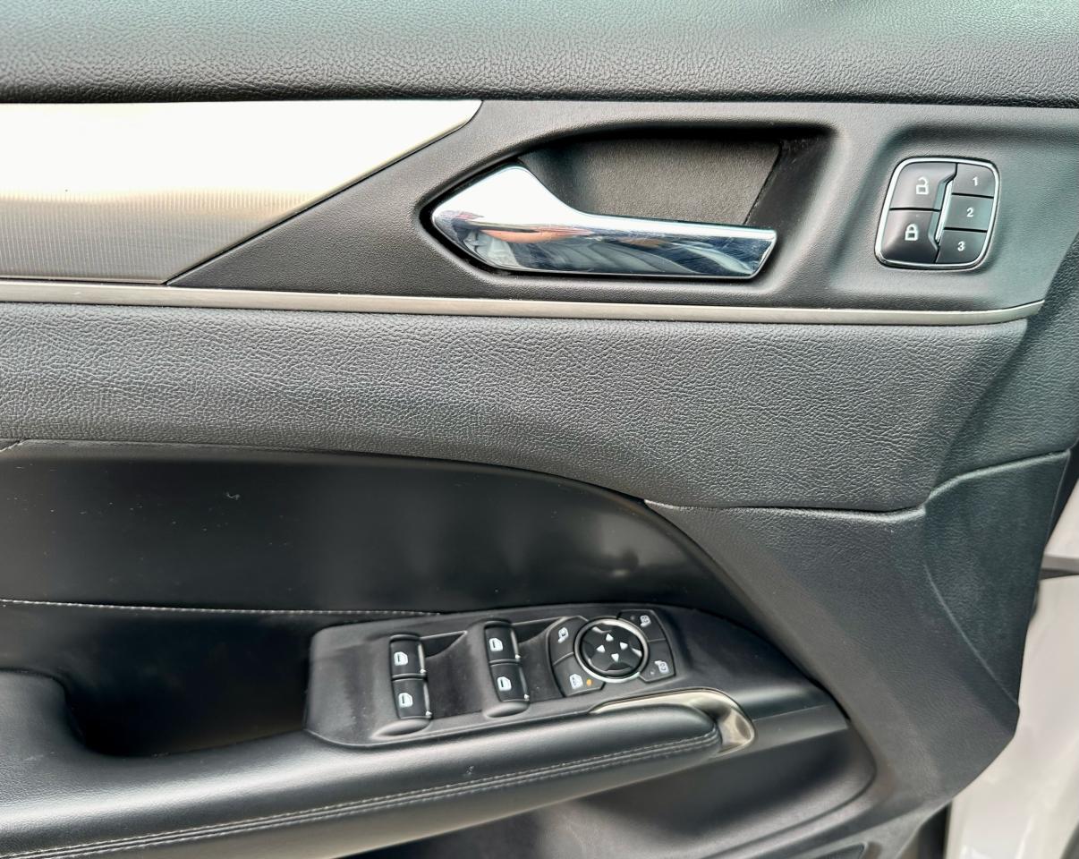 2016 Lincoln MKC AWD 4DR SELECT - Photo #12
