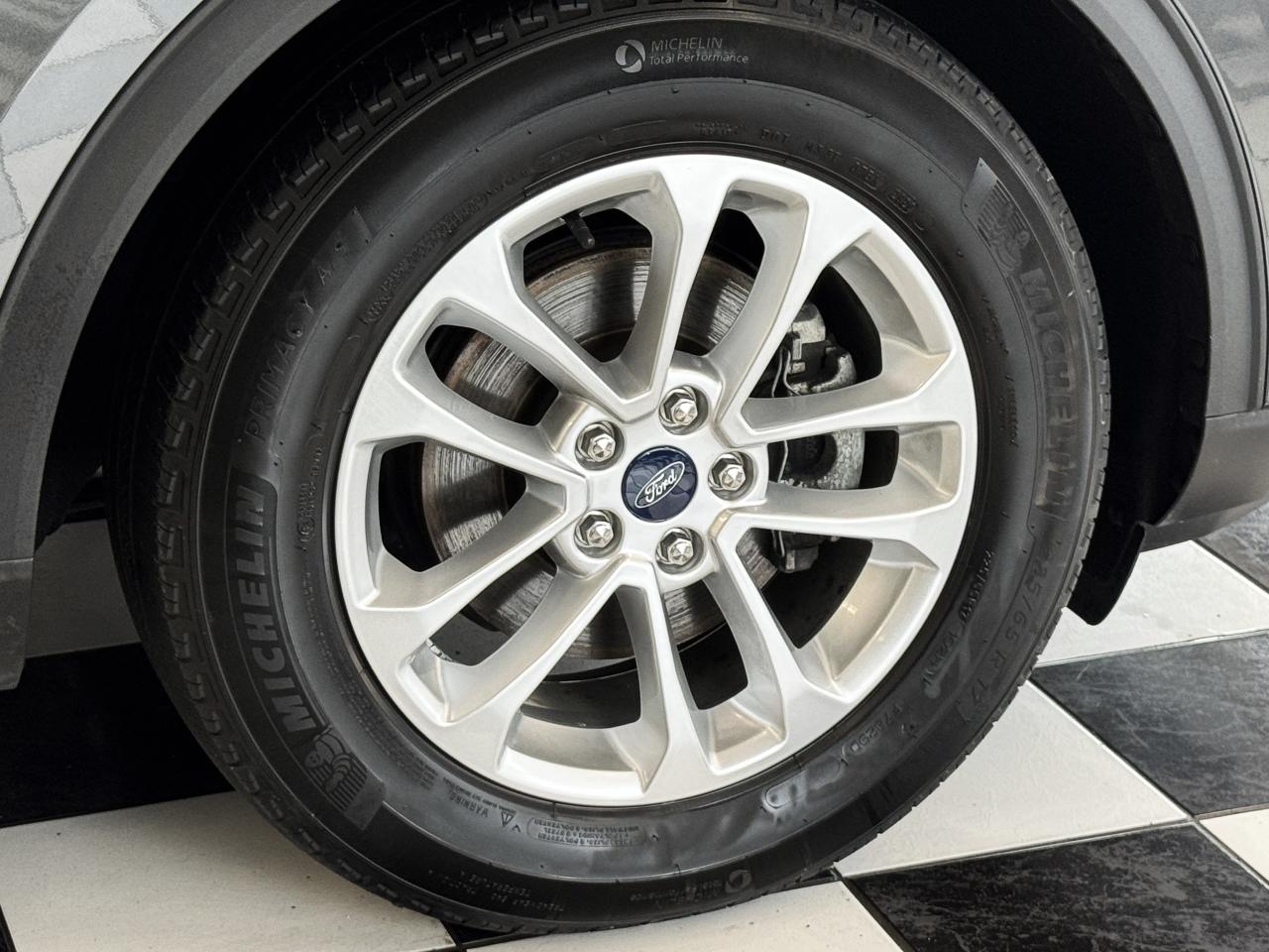 2020 Ford Escape SE+New Tires+Lane Keep+Pre Collision+Camera+BSM - Photo #63
