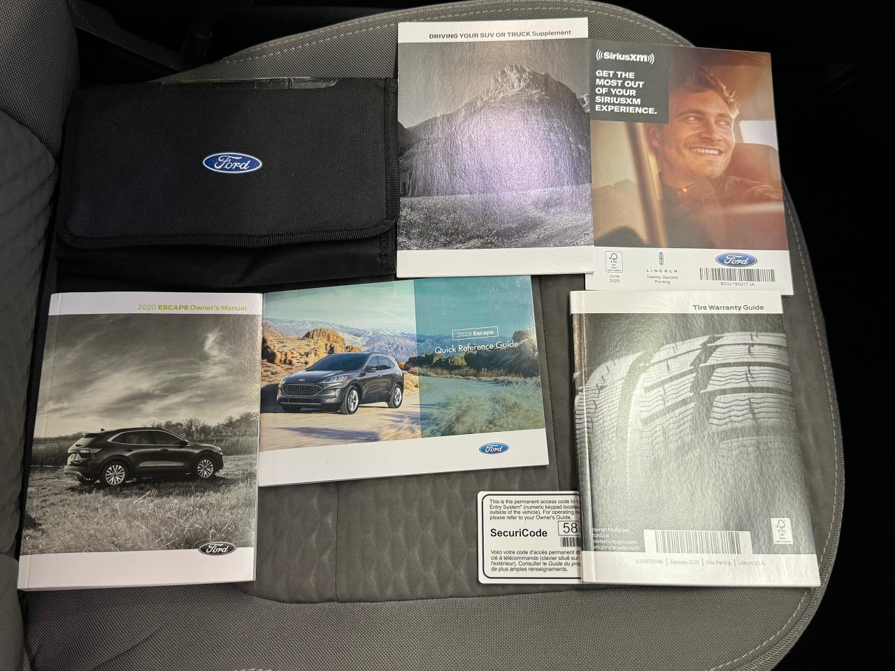 2020 Ford Escape SE+New Tires+Lane Keep+Pre Collision+Camera+BSM - Photo #25