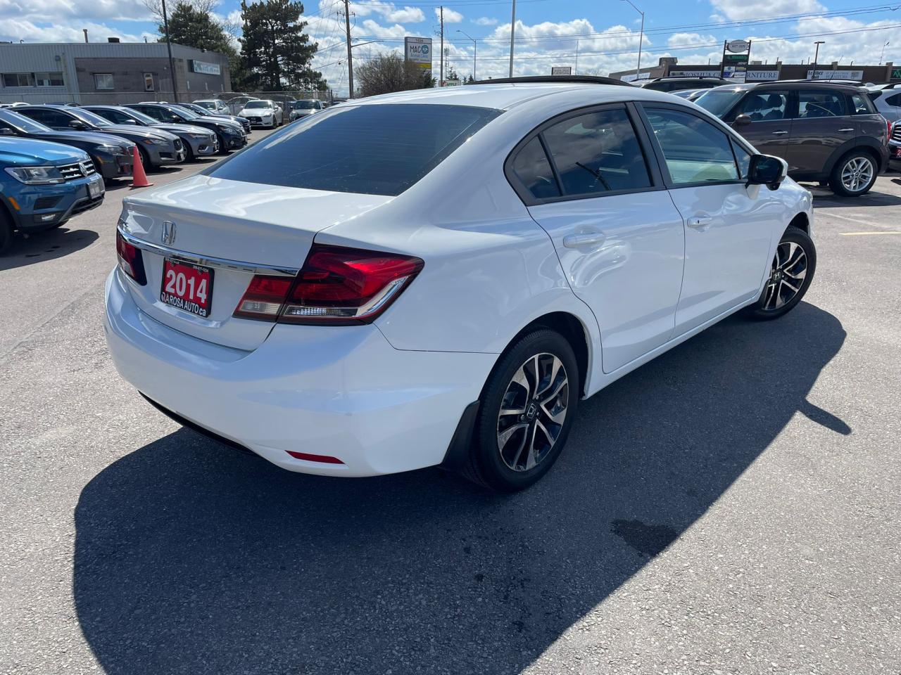 2014 Honda Civic AUTO NO ACCIDENT SUROOF BACKUP CAM BLINDSPOT CAM Photo4
