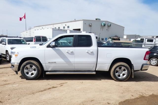 2022 Dodge Ram 1500 Big Horn 3.6L HYBRID Quad Cab w/Power cloth, BUC