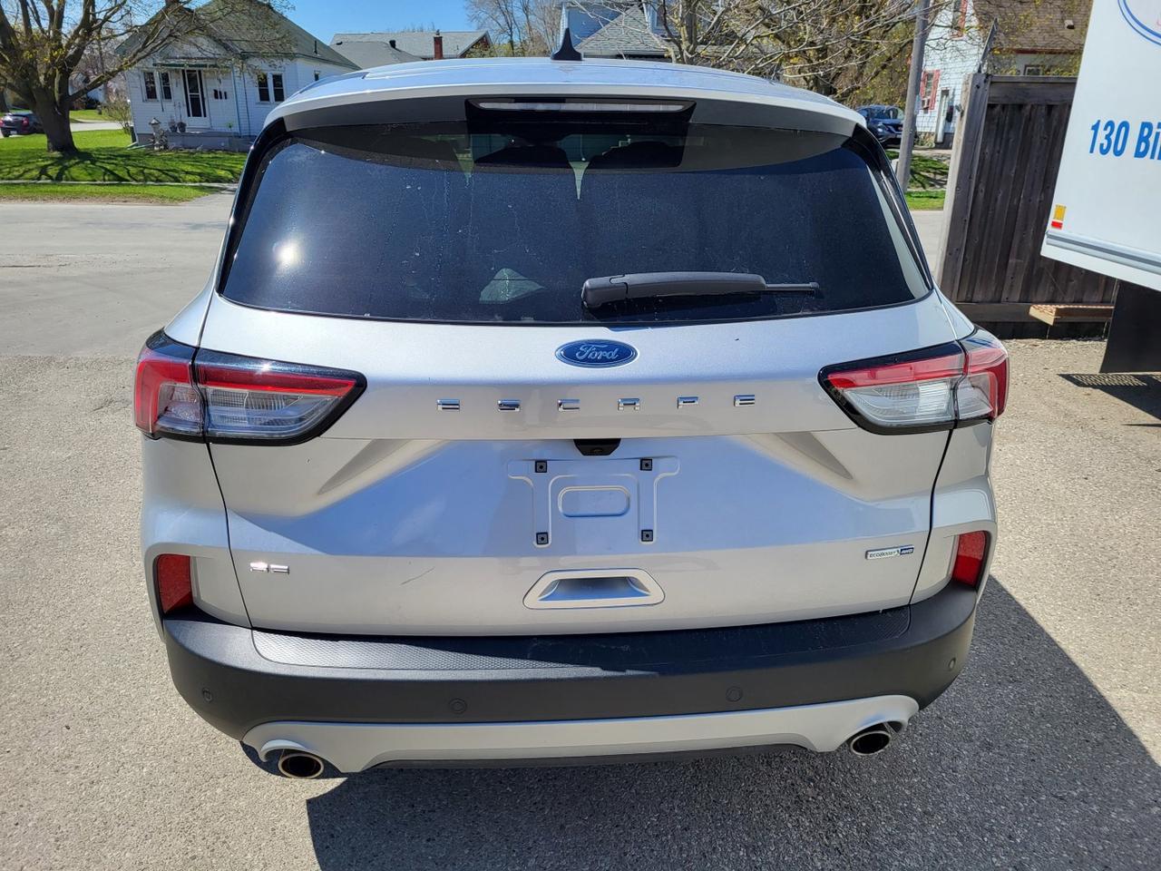 2020 Ford Escape SE AWD | Navigation | Low Km | No Accidents! | All Wheel Drive! Photo