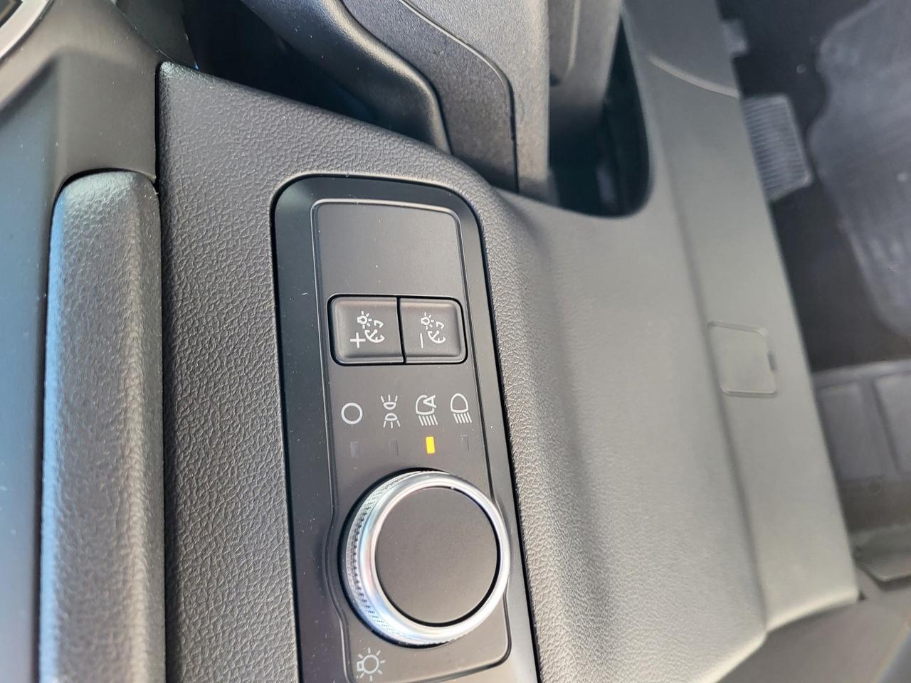 2020 Ford Escape SE AWD | Navigation | Low Km | No Accidents! | All Wheel Drive! Photo