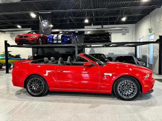 2014 Ford Mustang Shelby GT500 Convertible M/T - Photo #8