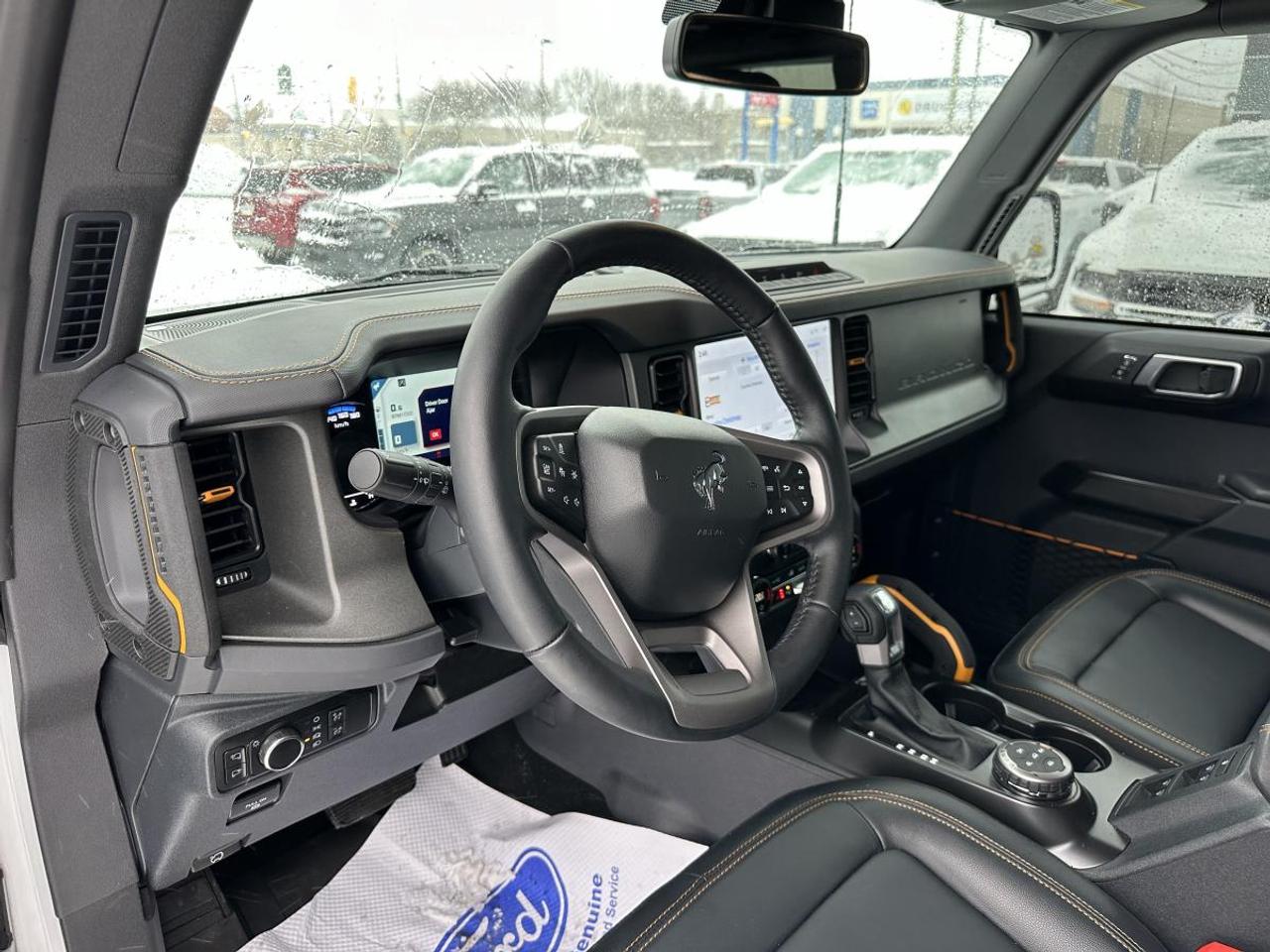 2024 Ford Bronco Badlands Photo