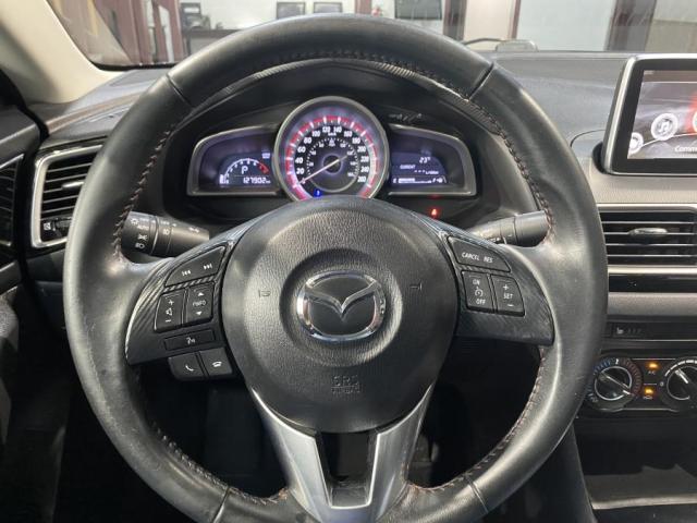 2015 Mazda MAZDA3 i Touring Photo6