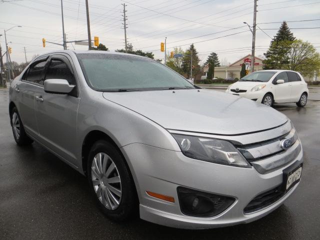 2012 Ford Fusion CERTIFIED, LOW KM, BLUETOOTH, MICROSFT SYNC - Photo #4