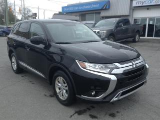 ES 4X4!! 7 PASS. HEATED SEATS. BACKUP CAM. BLUETOOTH. CARPLAY. 16 ALLOYS. PWR GROUP. DUAL A/C. KEYLESS ENTRY. CRUISE. PERFECT FAMILY VEHICLE!!! NO FEES(plus applicable taxes)LOWEST PRICE GUARANTEED! 3 LOCATIONS TO SERVE YOU! OTTAWA 1-888-416-2199! KINGSTON 1-888-508-3494! NORTHBAY 1-888-282-3560! WWW.MYCAR.CA!