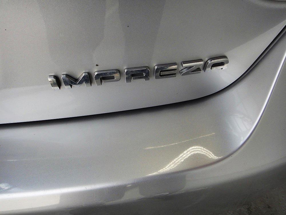 2011 Subaru Impreza WELL MAINTAIN,NO RUST NO ACCIDENT .LOW KM FOR YEAR - Photo #7