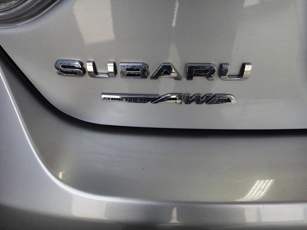 2011 Subaru Impreza WELL MAINTAIN,NO RUST NO ACCIDENT .LOW KM FOR YEAR - Photo #8