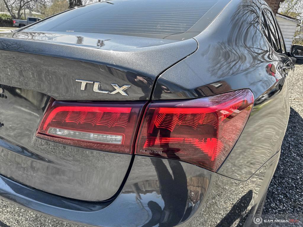 2015 Acura TLX w/Technology Package - Photo #9