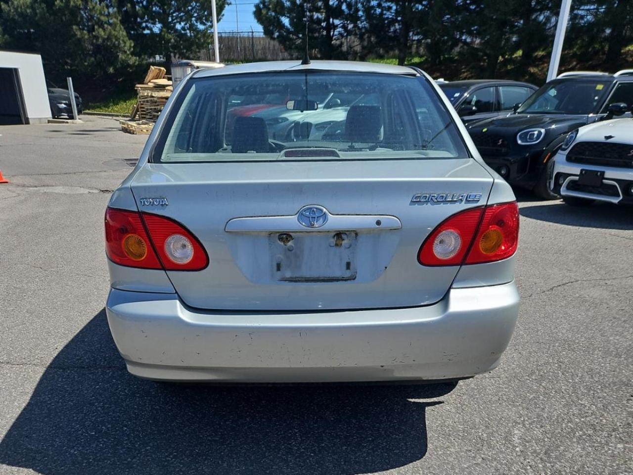 2004 Toyota Corolla 4dr Sdn LE Auto 1-Owner Clean CarFax Trades OK! - Photo #3