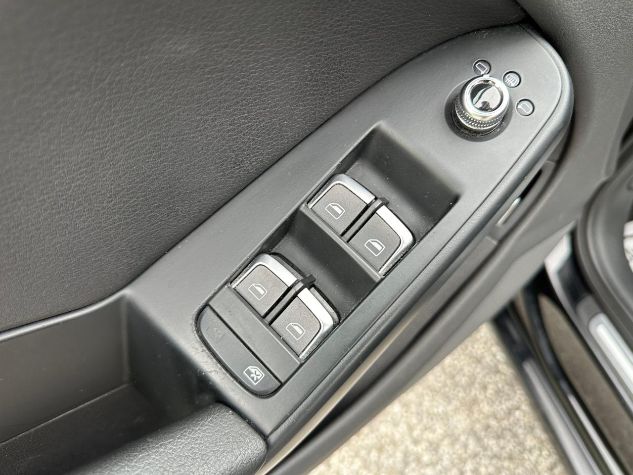 2014 Audi A4 4dr Sdn Auto Komfort quattro - Photo #11