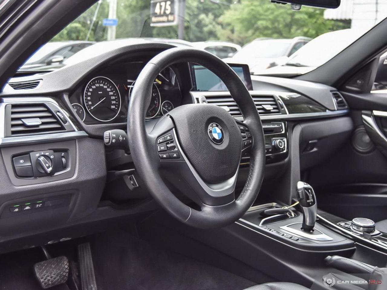 2016 BMW 3 Series Touring Wagon 328i xDrive *LOW KM* Photo