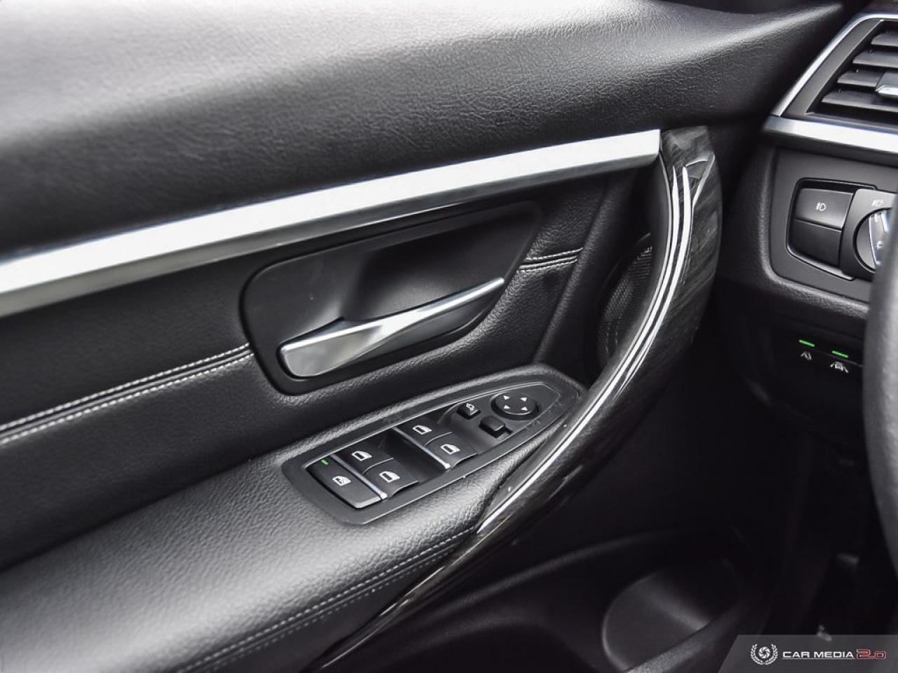 2016 BMW 3 Series Touring Wagon 328i xDrive *LOW KM* Photo