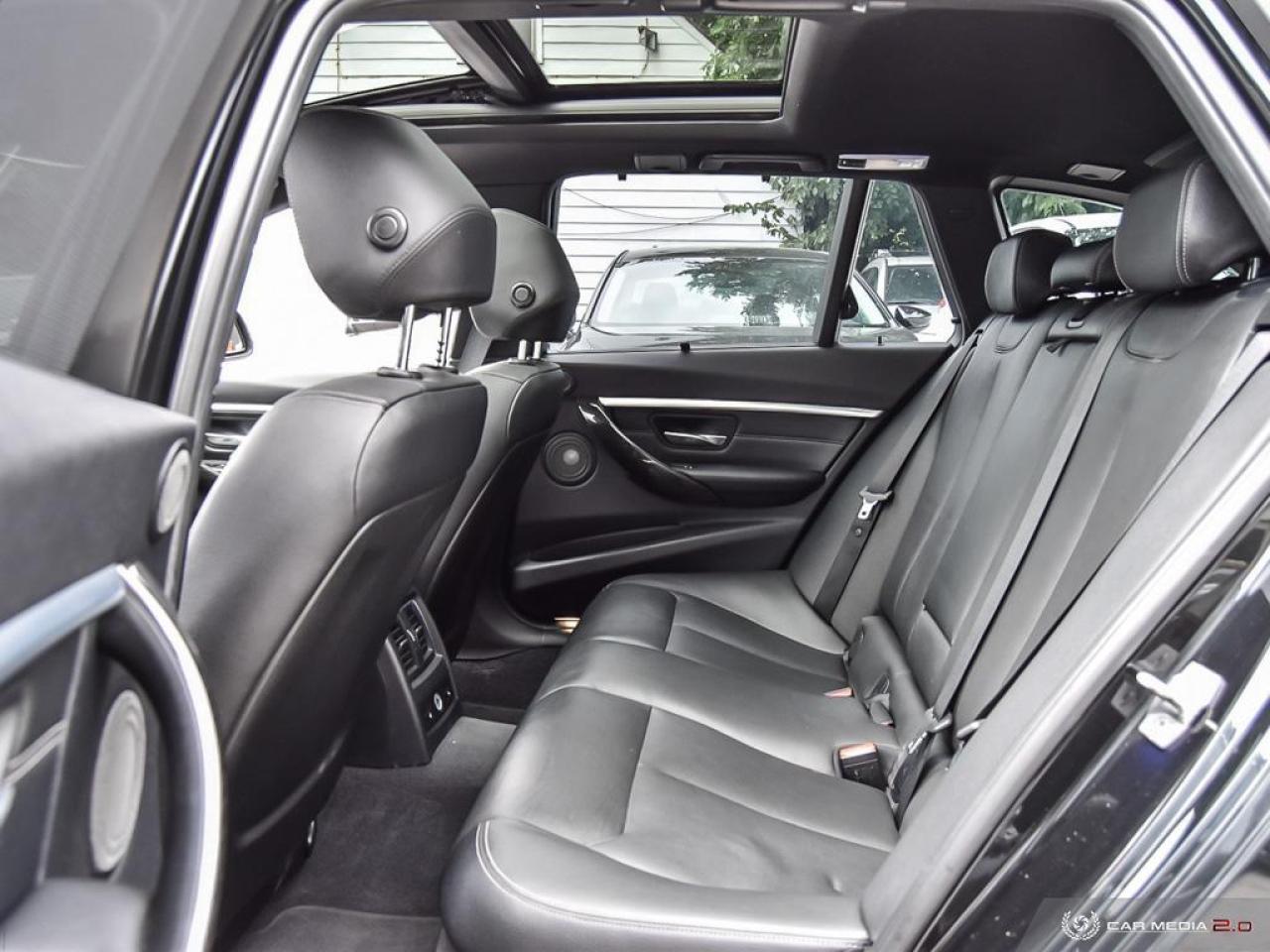 2016 BMW 3 Series Touring Wagon 328i xDrive *LOW KM* Photo