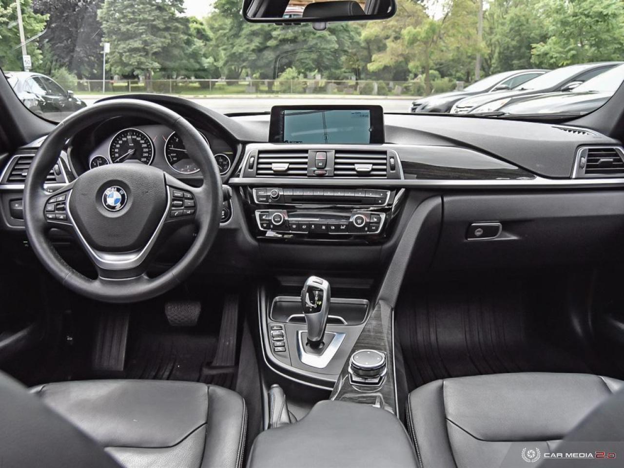 2016 BMW 3 Series Touring Wagon 328i xDrive *LOW KM* Photo