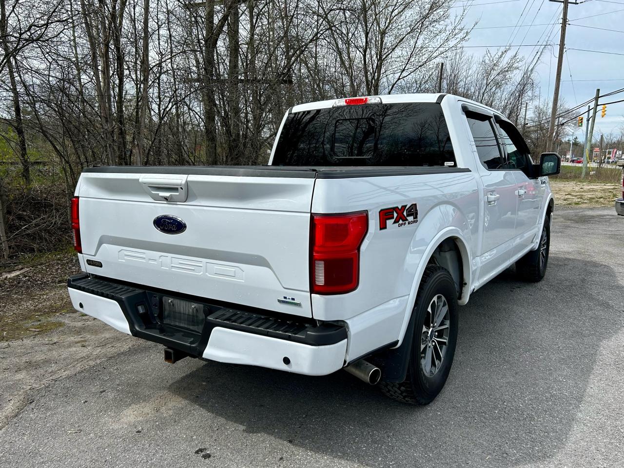 2018 Ford F-150 Lariat FX4 Ultra Low KMS - Photo #8
