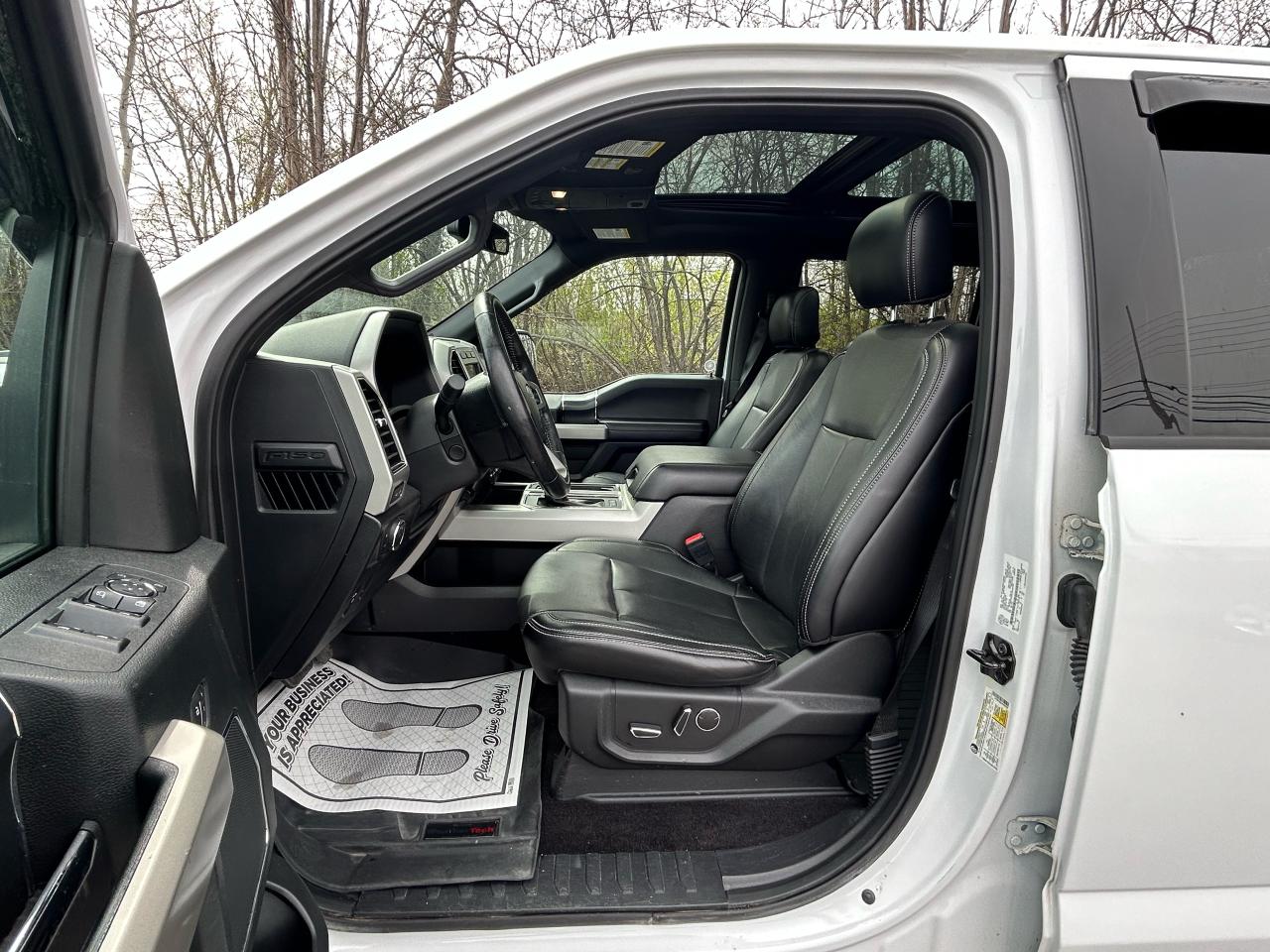 2018 Ford F-150 Lariat FX4 Ultra Low KMS - Photo #25