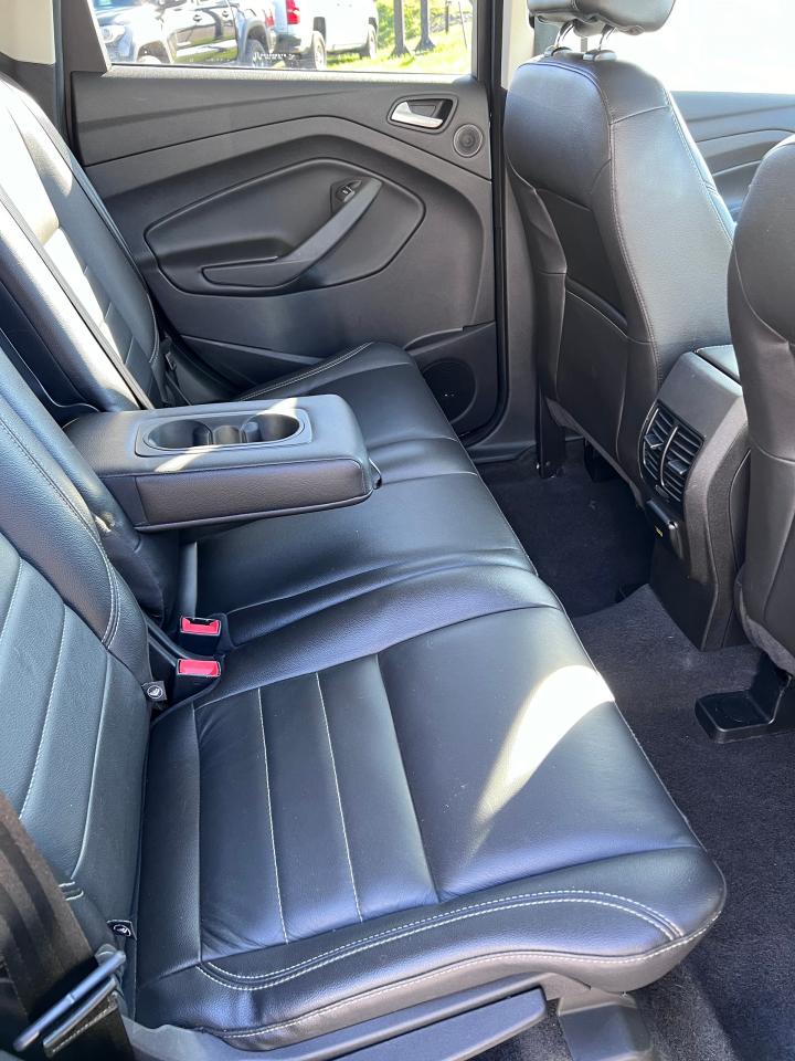 2015 Ford Escape 4WD 4DR TITANIUM - Photo #9