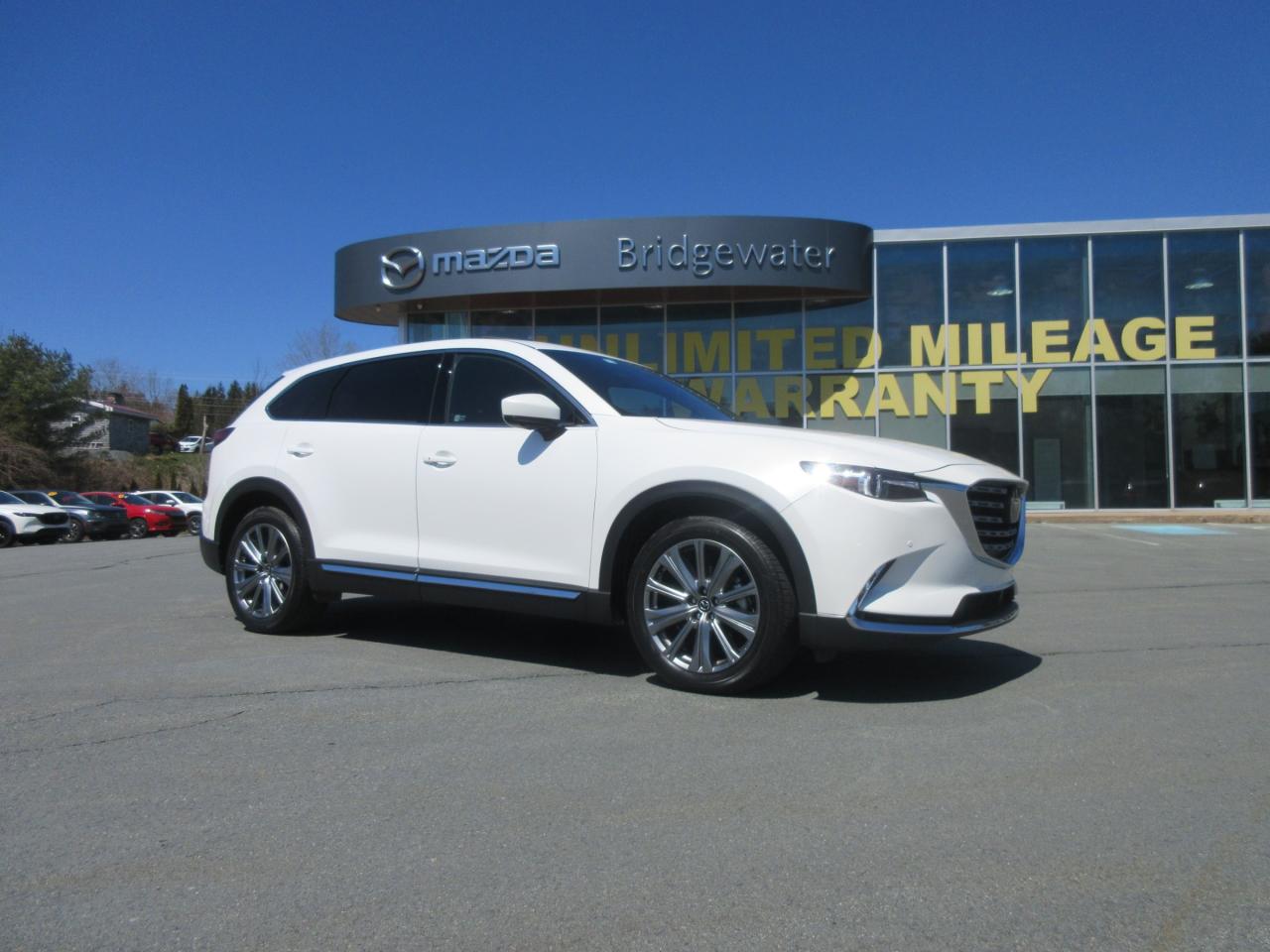 CX-9 SIGNATURE AWD LEATHER SUNROOF



<p><span style=font-size:24px><strong>Price based on Dealer securing financing for you. Cash buyers revert to original price.</strong></span></p>