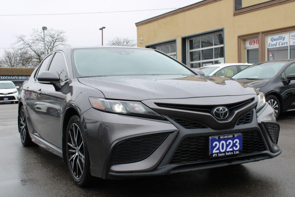 Used 2023 Toyota Camry SE for Sale in Brampton, Ontario