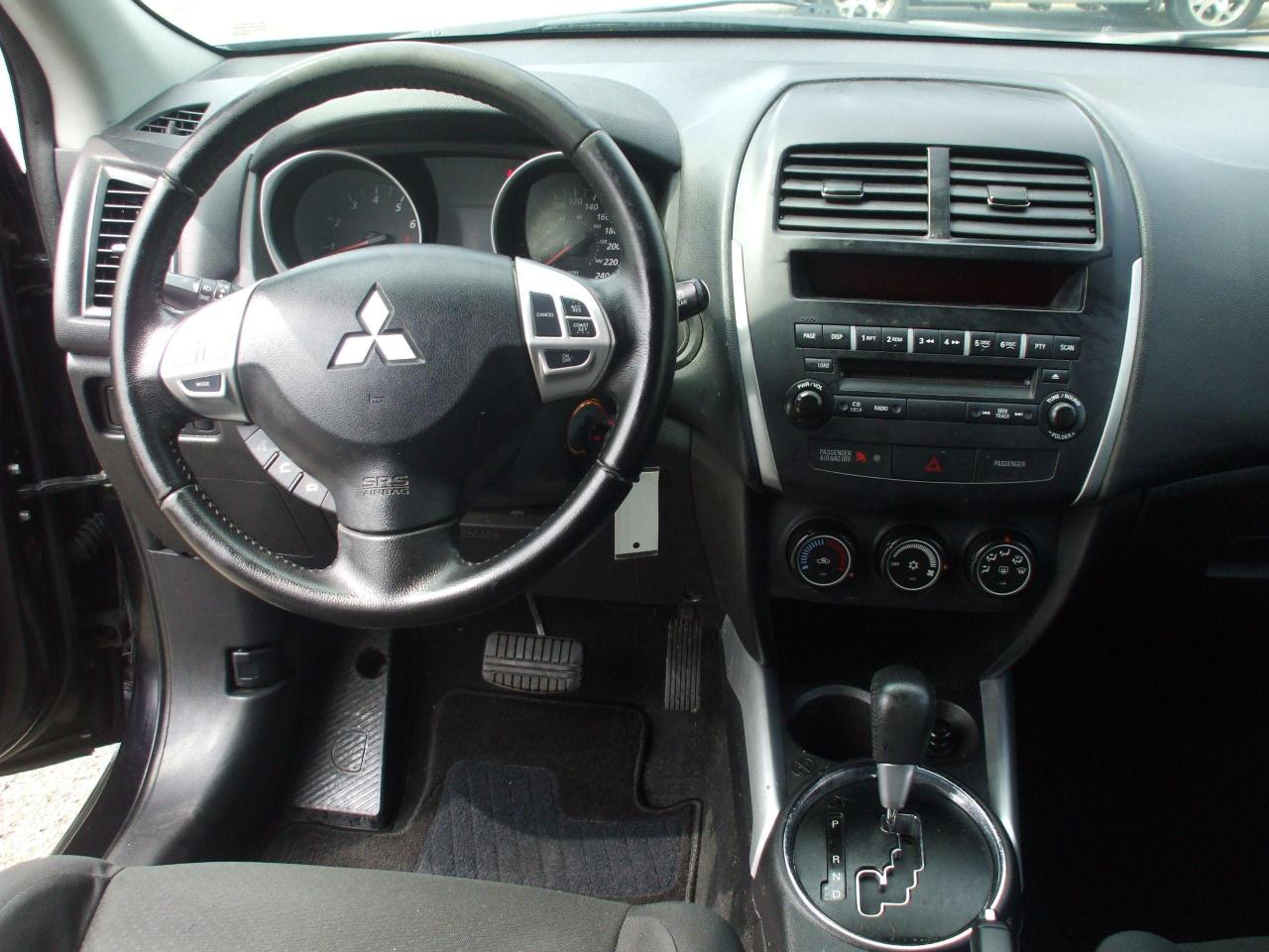 2013 Mitsubishi RVR SE,Auto,AWD,Certified,Bluetooth,New Tires & Brakes - Photo #11