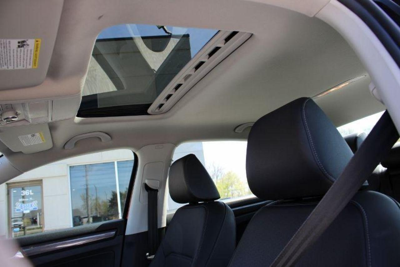 2021 Volkswagen Passat Highline*Heated Leather*Sun Roof*CarPlay*Rear Cam - Photo #8