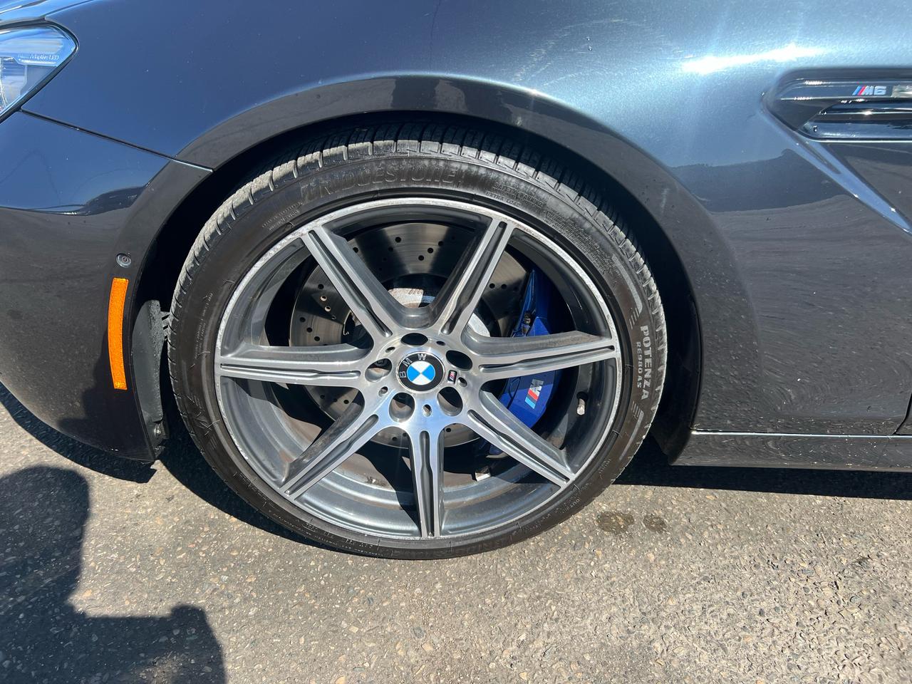 2016 BMW M6 COMPETITION, CARBON ROOF, COUPE, ONE OWNER Photo