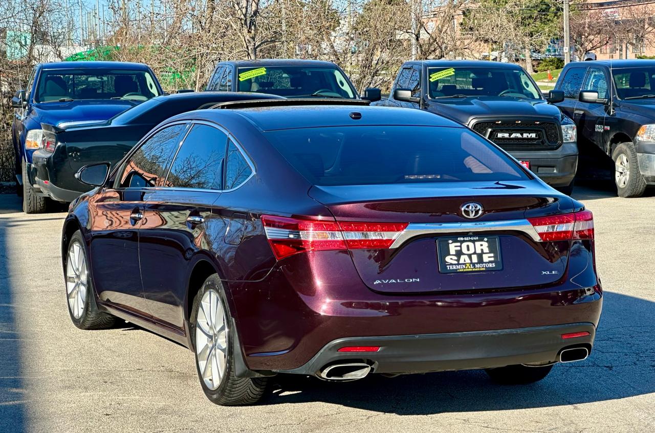 2013 Toyota Avalon 4DR SDN XLE Photo4