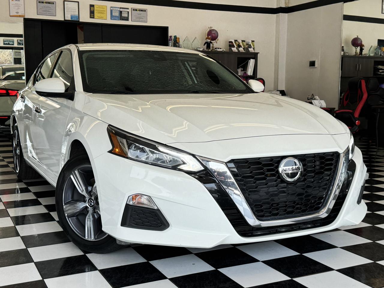 2021 Nissan Altima SE AWD 2.5L+Lane Departure+RemoteStart+CLEANCARFAX Photo82