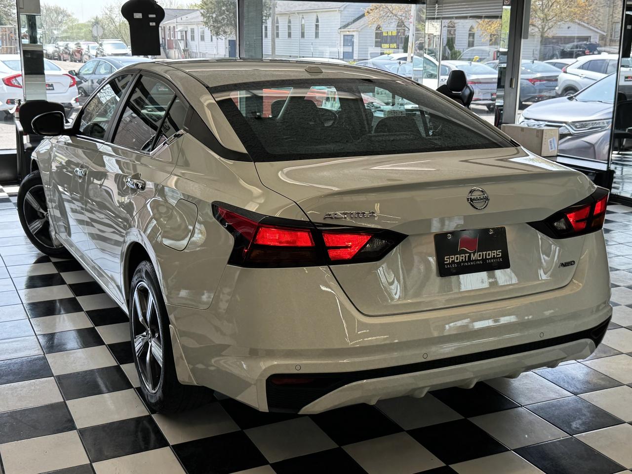 2021 Nissan Altima SE AWD 2.5L+Lane Departure+RemoteStart+CLEANCARFAX Photo81