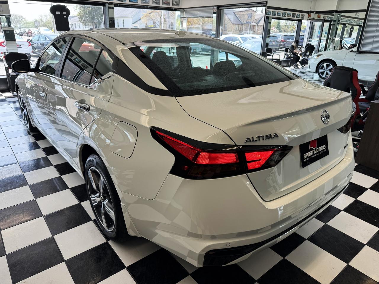 2021 Nissan Altima SE AWD 2.5L+Lane Departure+RemoteStart+CLEANCARFAX Photo68