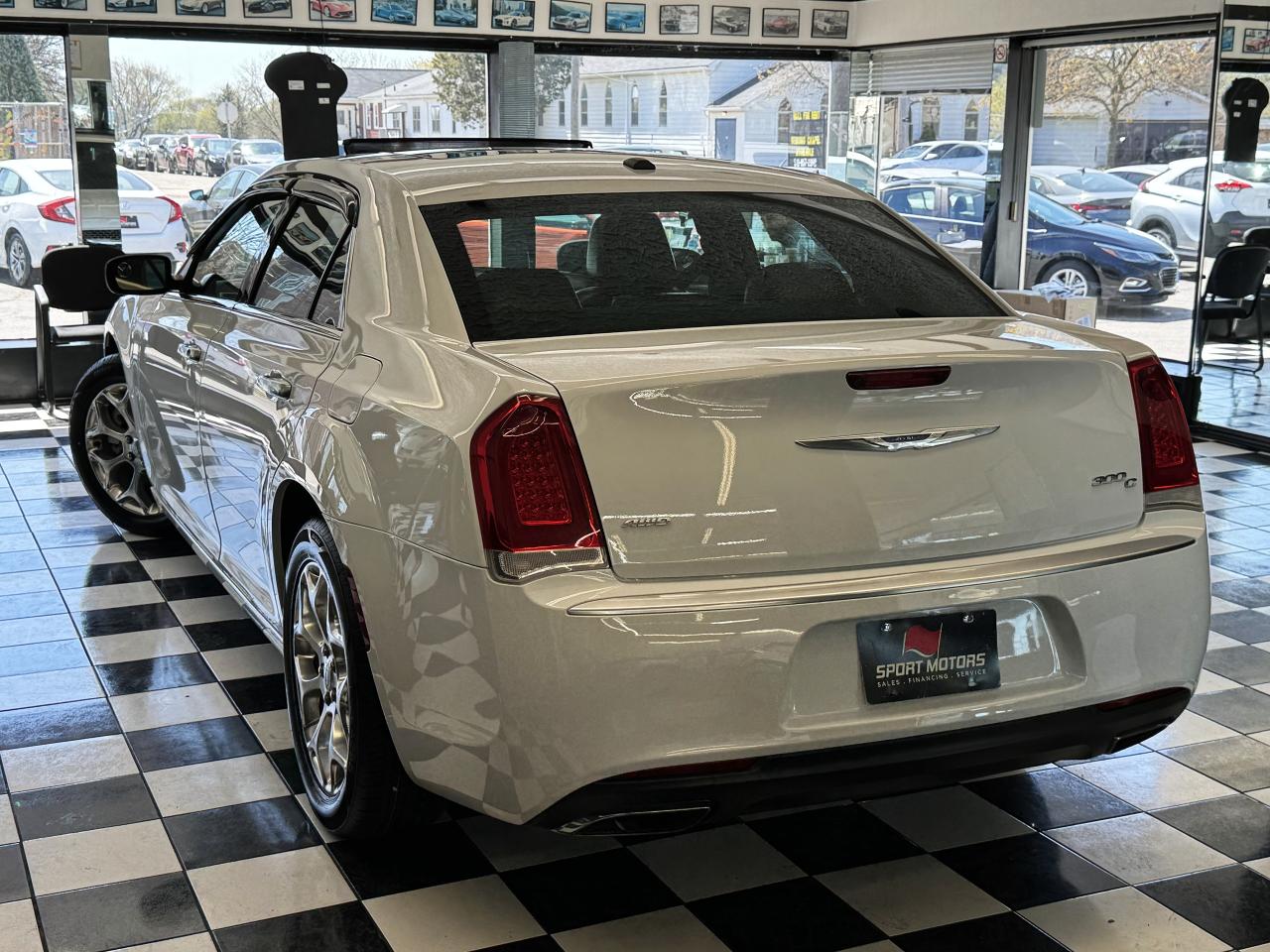 2017 Chrysler 300 300C PLATINUM AWD+New Tires+ApplePlay+AccidentFree - Photo #13