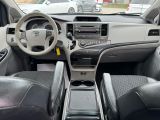 2013 Toyota Sienna SE V6 8-PASS / ONE OWNER Photo32