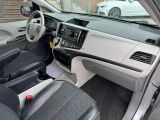 2013 Toyota Sienna SE V6 8-PASS / ONE OWNER Photo28
