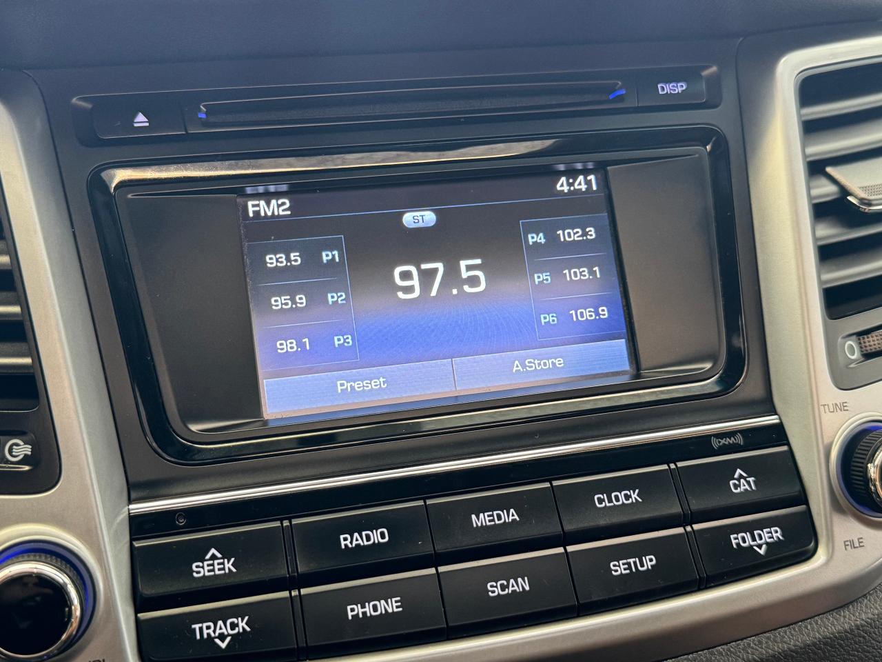 2017 Hyundai Tucson SE AWD+Camera+Heated Seats+PANO Roof+New Brakes - Photo #32