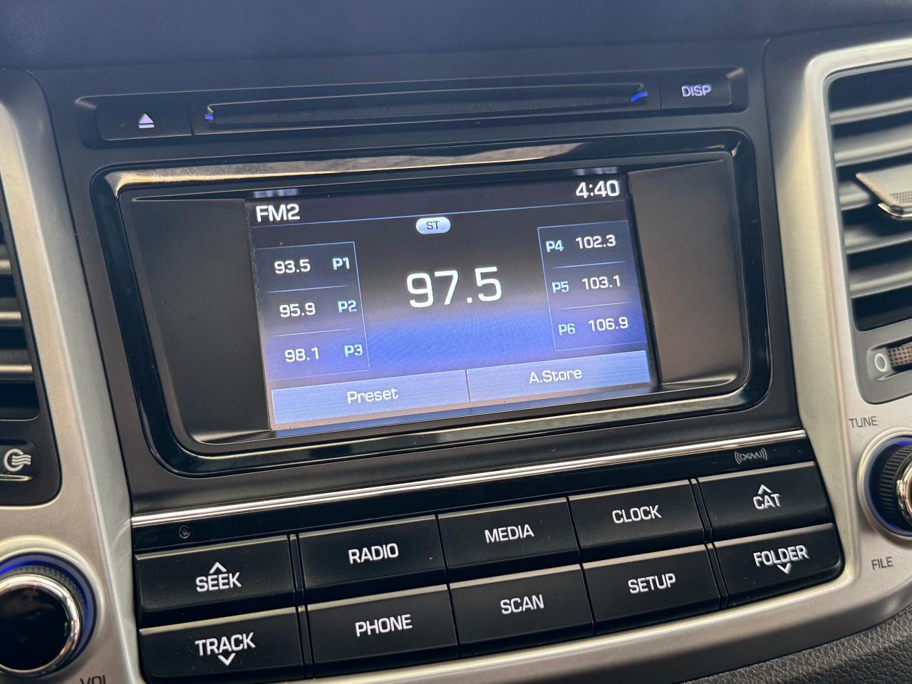 2017 Hyundai Tucson SE AWD+Camera+Heated Seats+PANO Roof+New Brakes - Photo #28