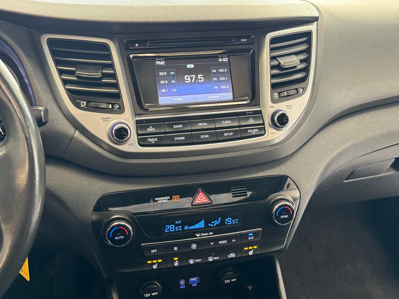 2017 Hyundai Tucson SE AWD+Camera+Heated Seats+PANO Roof+New Brakes Photo10