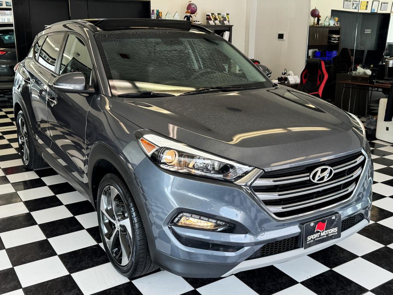 2017 Hyundai Tucson SE AWD+Camera+Heated Seats+PANO Roof+New Brakes Photo5